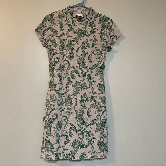 Urban Outfitters Paisley Mini Dress Size Medium - Picture 2 of 12